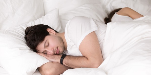 Průvodce fázemi spánku: Jak probíhá náš noční odpočinek?